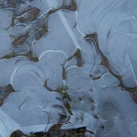 Smooth textures resembling frost and clear ice